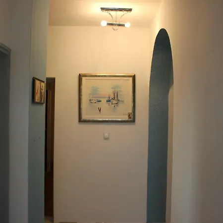 Logo Apartment